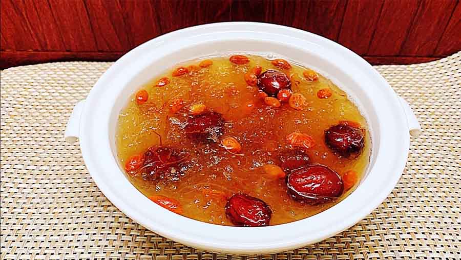 Long nhãn được sử dụng làm nguyên liệu trong các món ăn bổ dưỡng