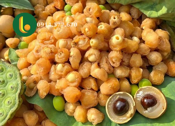 Long nhãn ôm sen Long nhãn ôm sen